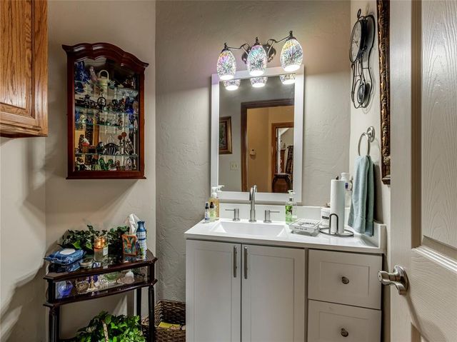 3332 Brierwood, Newcastle, OK 73065