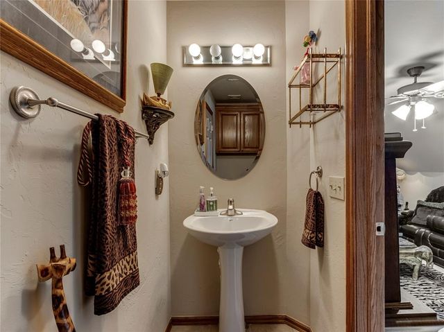 3332 Brierwood, Newcastle, OK 73065