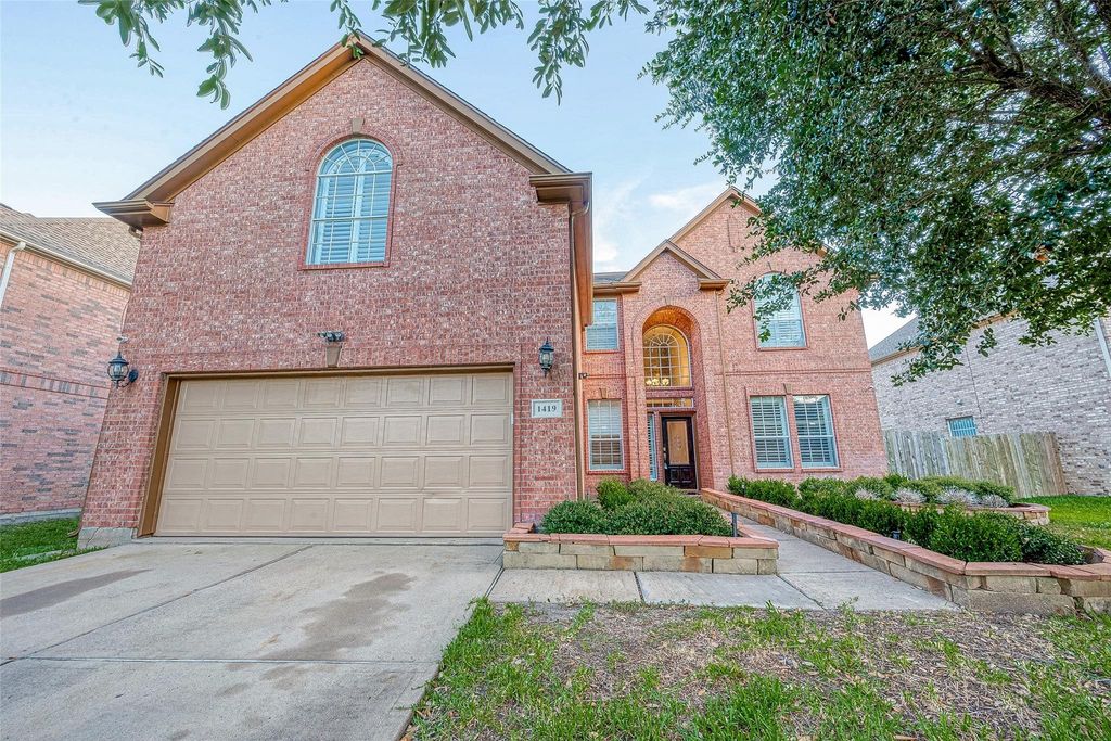 1419 Kyle Hill Lane, Sugar Land, TX 77479