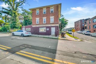 71 East Main Street, Middletown, CT 06457