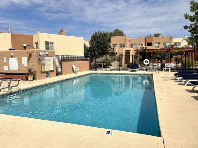 2210 Miguel Chavez Unit 812, Santa Fe, NM 87505