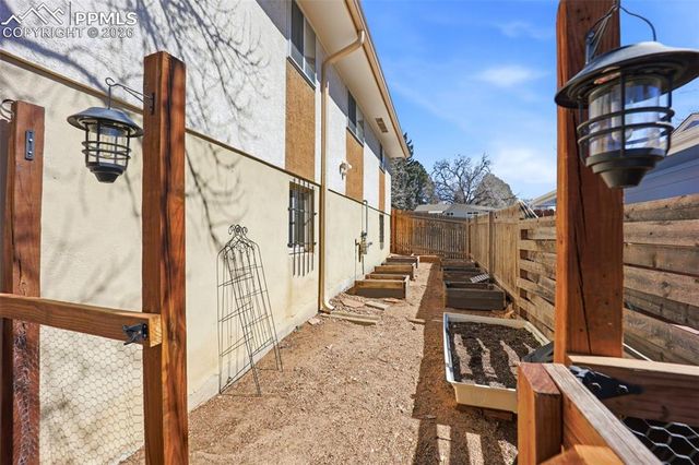 1920 Berkshire Lane, Colorado Springs, CO 80909