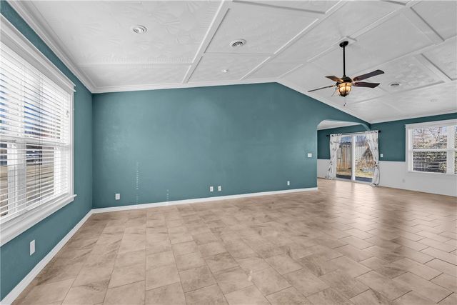 2315 S 17Th Street, Rogers, AR 72758