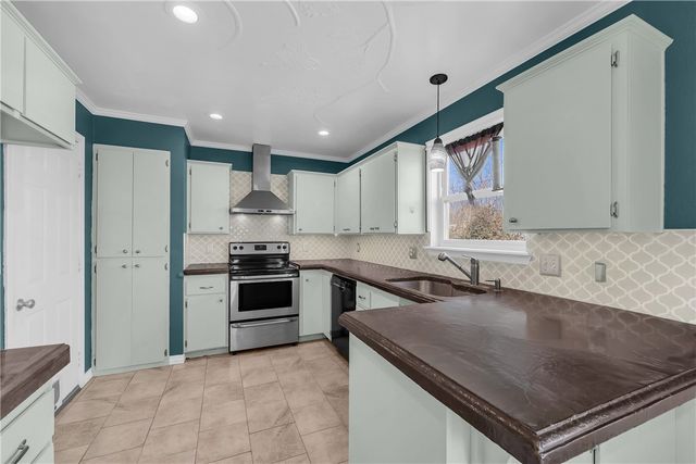 2315 S 17Th Street, Rogers, AR 72758