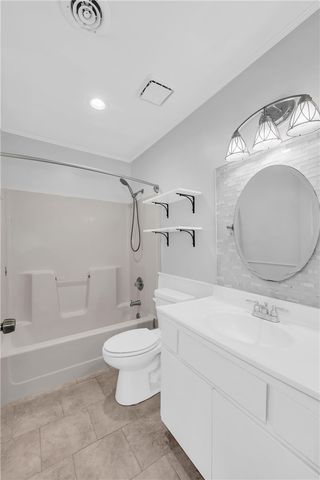 2315 S 17Th Street, Rogers, AR 72758