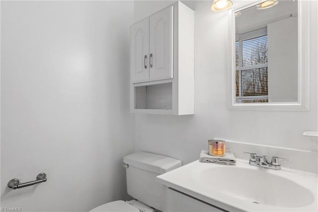 313 Benbow Drive, East Bend, NC 27018