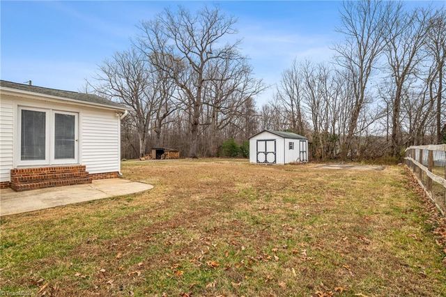 313 Benbow Drive, East Bend, NC 27018