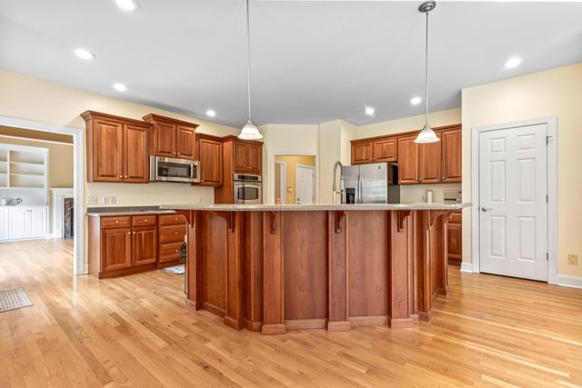 7813 Clara Chase Drive, Ooltewah, TN 37363