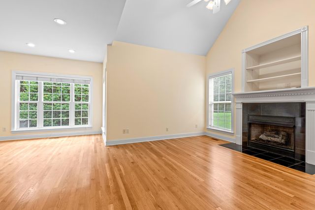 7813 Clara Chase Drive, Ooltewah, TN 37363