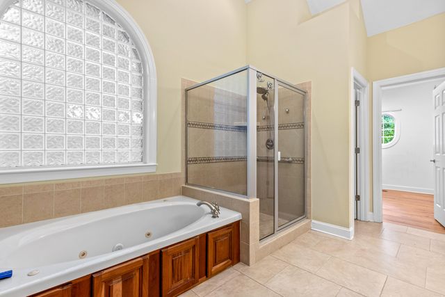 7813 Clara Chase Drive, Ooltewah, TN 37363
