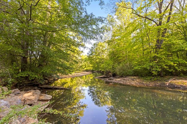 7813 Clara Chase Drive, Ooltewah, TN 37363