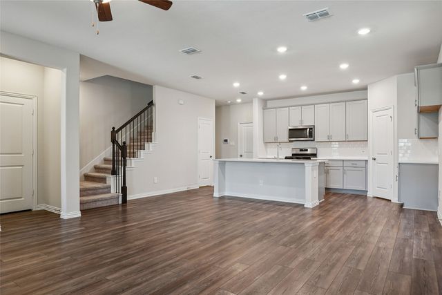 2669 Kings Canyon Mews, Corinth, TX 76210