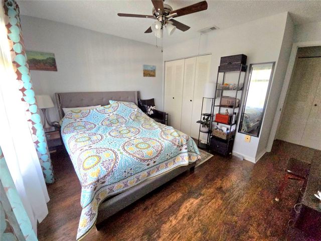 5450 LONGWOOD RUN BOULEVARD 202, Sarasota, FL 34243