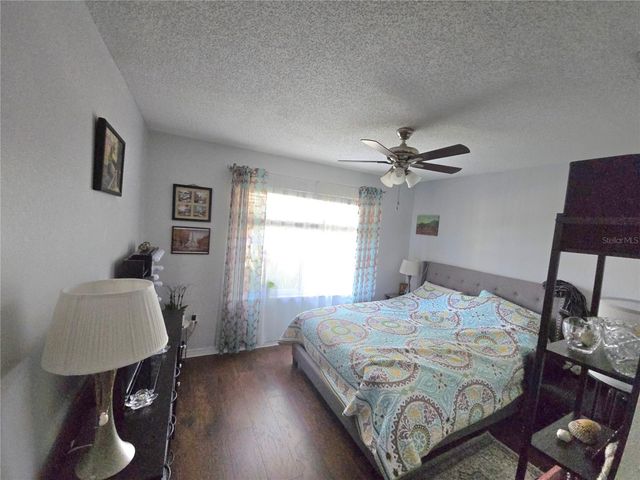 5450 LONGWOOD RUN BOULEVARD 202, Sarasota, FL 34243