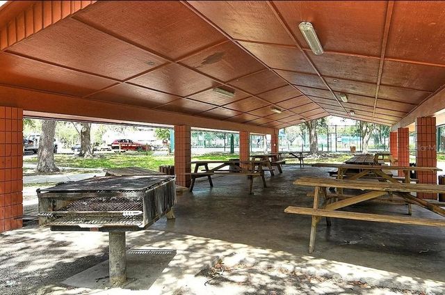 5450 LONGWOOD RUN BOULEVARD 202, Sarasota, FL 34243