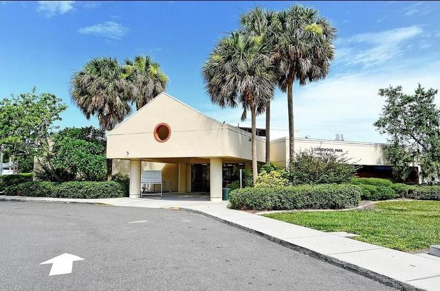 5450 LONGWOOD RUN BOULEVARD 202, Sarasota, FL 34243