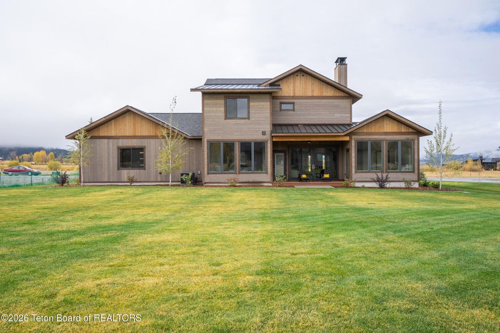 122 CHRISTOPHER Street, Victor, ID 83455 photo 3