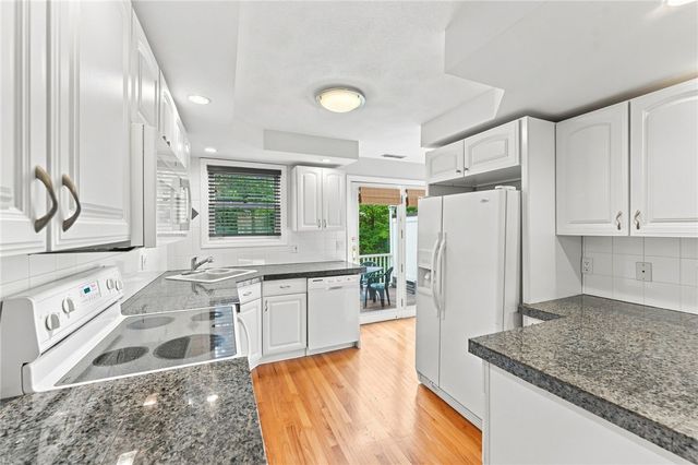 3399 Post Road 13, Warwick, RI 02886