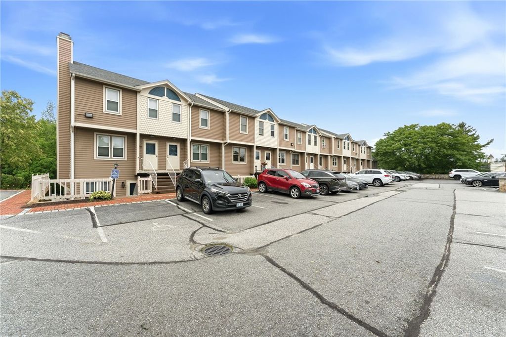 3399 Post Road 13, Warwick, RI 02886
