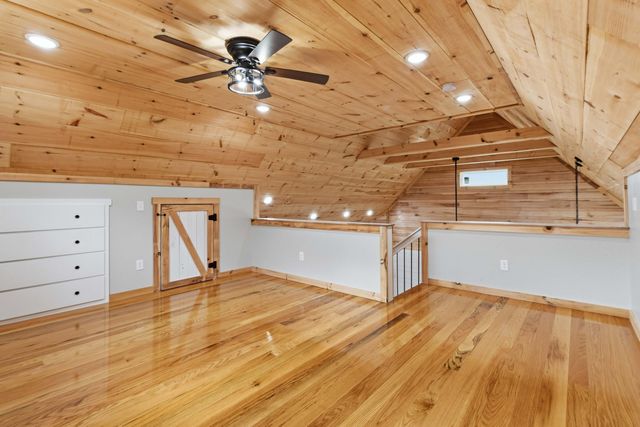 197 Pumpkin Creek Circle, Jamestown, KY 42629