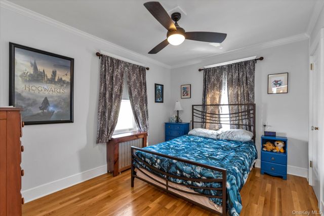 51 Huntington Avenue, Lynbrook, NY 11563