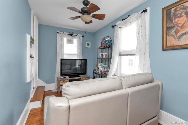 51 Huntington Avenue, Lynbrook, NY 11563