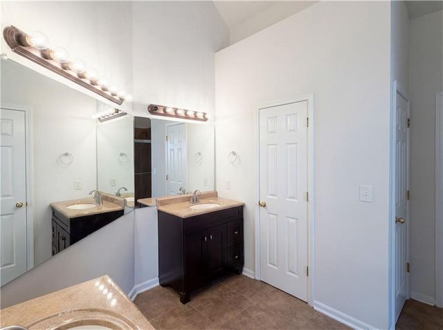 404 Eaglet Court, Mcdonough, GA 30253