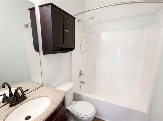 404 Eaglet Court, Mcdonough, GA 30253