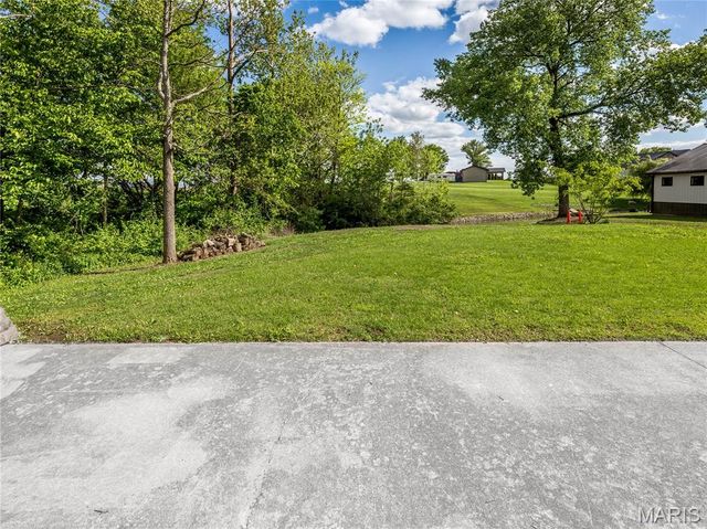 1759 Fountainbleu Drive, Worden, IL 62097