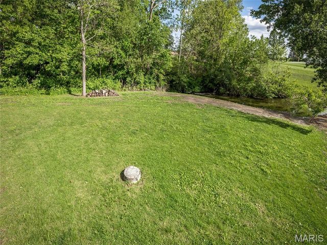 1759 Fountainbleu Drive, Worden, IL 62097