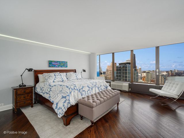 505 N LAKE SHORE Drive 4901-12, Chicago, IL 60611