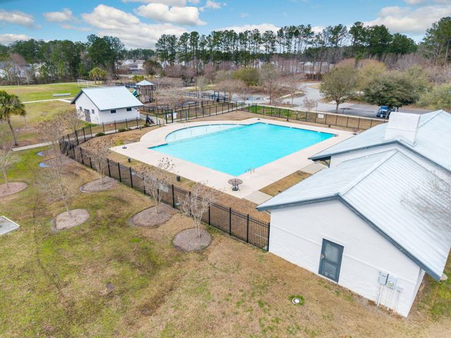 415 Black Horse Road, Moncks Corner, SC 29461
