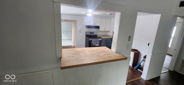 343 N Meridian Street, Greenwood, IN 46143