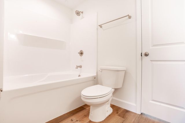 132 2nd Avenue, Shalimar, FL 32579