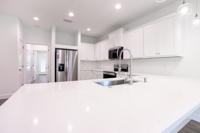 132 2nd Avenue, Shalimar, FL 32579