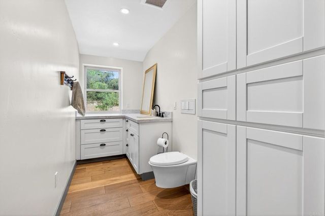 24185 Wildwood Glen Lane, Alpine, CA 91901
