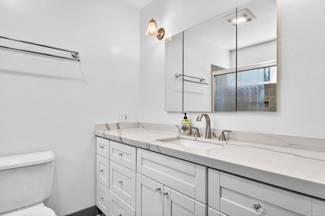 24185 Wildwood Glen Lane, Alpine, CA 91901