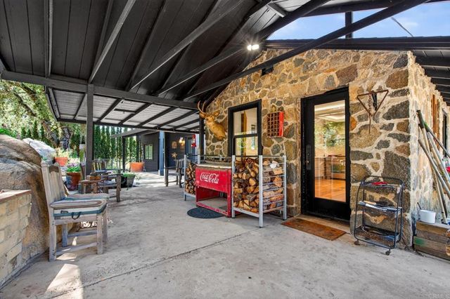 24185 Wildwood Glen Lane, Alpine, CA 91901