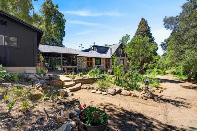24185 Wildwood Glen Lane, Alpine, CA 91901