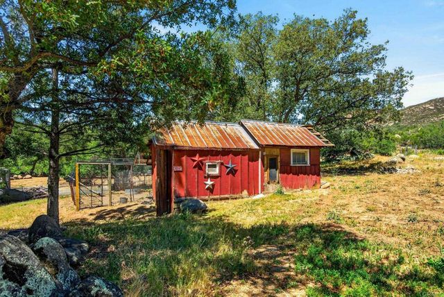 24185 Wildwood Glen Lane, Alpine, CA 91901