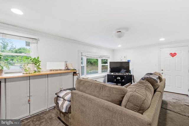 10313 KING RICHARD PL, Upper Marlboro, MD 20772