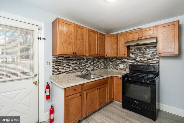 81 ELIZABETH AVE, Hamilton, NJ 08610