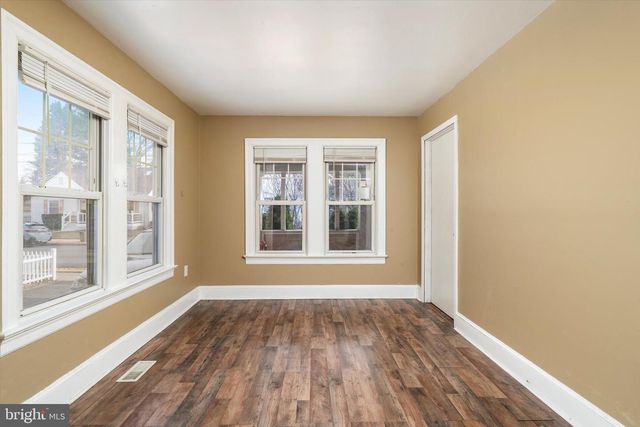 81 ELIZABETH AVE, Hamilton, NJ 08610