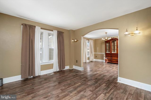 81 ELIZABETH AVE, Hamilton, NJ 08610