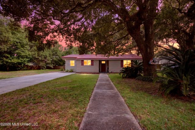1906 Curcor Drive, Gulfport, MS 39507
