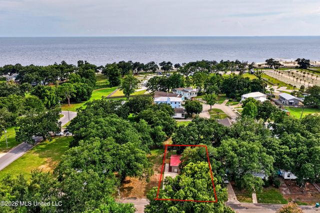1906 Curcor Drive, Gulfport, MS 39507