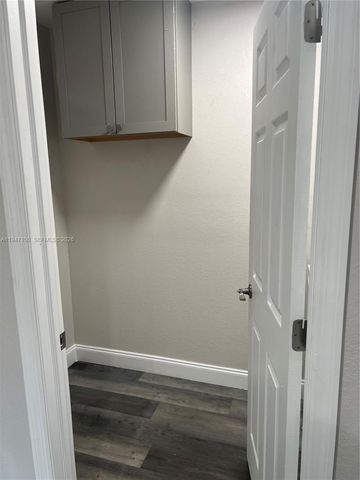 2837 NW 8th St 2837, Fort Lauderdale, FL 33311