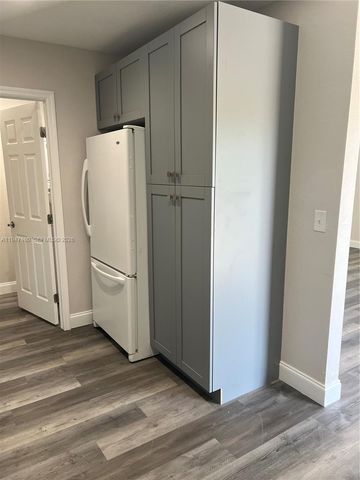 2837 NW 8th St 2837, Fort Lauderdale, FL 33311