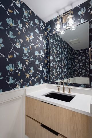 67 Eliot St 1, Brookline, MA 02467