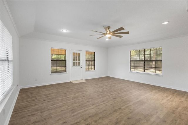 3619 Leaning Oaks, Flint, TX 75962